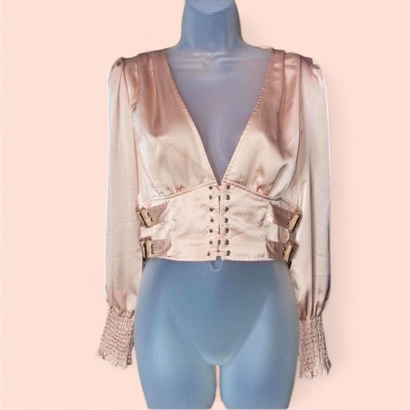 Forever 21 Tops - Forever21 Deep V-neck Crop Top Small